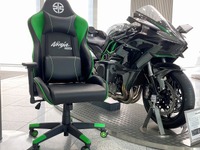 カワサキプラザ、Ninja H2 をイメージしたゲーミングチェア発売へ 画像