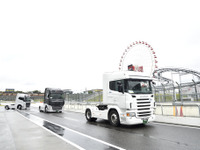 トラクタが鈴鹿のピットレーンを占拠、真相は…SUPER GT 第6戦 画像