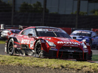 【SUPER GT 第6戦】最後尾スタートのMOTUL AUTECH GT-Rが大逆転勝利…GT300はHitotsuyama Audi R8 LMSが4年ぶりの優勝 画像