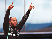 【F1 トルコGP】ハミルトンが優勝、シューマッハに並ぶ7度目のタイトルを獲得 画像
