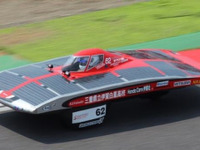 コロナ禍で鈴鹿を走れなかった高校生たちのソーラーカー、トヨタディーラーでお披露目　11月27日から 画像