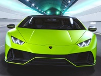 ランボルギーニ、「新しいV10モデル」発表を予告 11月18日 画像