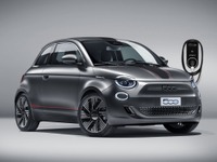 フィアット 500 新型、純正カスタマイズパーツ「MOPAR」を欧州発表 画像
