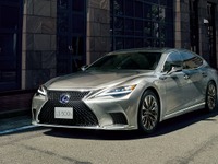 【レクサス LS 改良新型】静粛性と乗り心地を進化、価格は1073万円より 画像