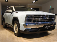 【光岡 バディ】レトロなアメリカンSUV登場…日本車のサイズ感や上品さをデザインに落とし込む 画像