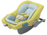 愛子様仕様のベビーシート市販---コンビ『ロイヤルベビーシート』 画像