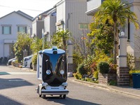 小型低速ロボットによる住宅街向け配送サービス、藤沢市で実証実験開始 画像