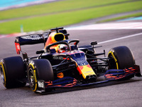 【F1 アブダビGP】最終戦はレッドブル・ホンダのフェルスタッペンがポールトゥウィン 画像