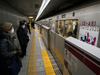 都営地下鉄浅草線全駅へのホームドア導入は2023年度までに…異なる列車状況に対応したQRコード式で整備 画像