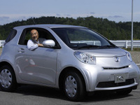 【トヨタ iQ プロト試乗】街乗りより高速やワインディングが楽しい…石川真禧照 画像