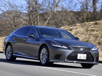 【レクサス LS 新型試乗】クルマ好きも納得の仕上がりに進化した…九島辰也 画像