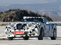 『ロードスターRF』がスペインで生まれ変わった!? レトロスタイル専門メーカーの新型車に驚き 画像