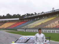 アレジがマクラーレンをテスト……F1復帰か!? 画像