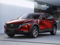 マツダ CX-30、3万1000台に改善対策…リアゲートが保持できない 画像