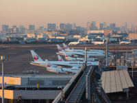 就活もコロナ直撃「狭き門」の航空・旅行業界---企業の採用活動解禁［新聞ウォッチ］ 画像