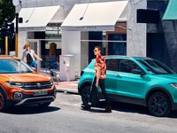 VW T-クロス、カタログモデルの販売開始…2グレード展開で価格は278万円より 画像