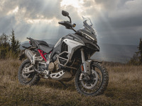 ドゥカティ ムルティストラーダV4 新型、3月13日発売決定…価格は288万円より 画像