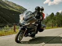 BMW R1250RT、2021年モデルの予約受注開始---ACCを装備、価格は307万円 画像