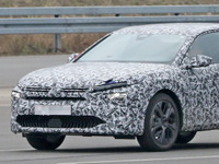 シトロエン C5、6年ぶり復活か…後継モデルはクロスオーバー風? 画像