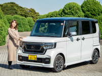 ホンダ N-BOX Custom を自分らしくカスタマイズ! 純正アクセサリーでより魅力的に、より便利に 画像