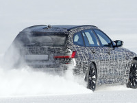 BMW M3ツーリング、最新プロトタイプが豪雪を爆走…全車4WDか? 画像