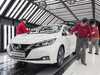 日産 リーフ、名車『ブルーバード』の生産台数を抜く…英工場 画像