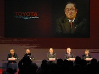【トヨタF1ドリーム】2002体制発表!!「欲張りだから優勝を期待」(張社長) 画像