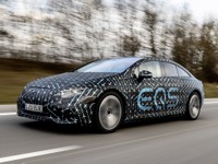 メルセデスベンツ『EQS』、航続は最大770kmに…EVパワートレインを先行発表 画像