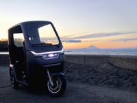 電動トゥクトゥク実証実験中…withコロナの観光移動手段　南房総市と学生EVベンチャー 画像