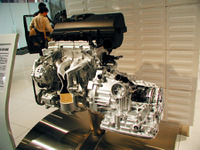 【日産『マーチ』発表】超-低排出ガス車認定を受けた新開発エンジン 画像