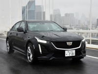 栄光ふたたび？最新のキャデラックは何が違うのか…『XT4』＆『CT5』に“キャデ愛”あふれる岡本幸一郎が試乗 画像