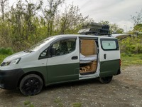 NV200ベースのキャンピングバン、日産『Kago』発売…運転しやすい2人乗り仕様 画像