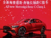 メルセデスベンツ Cクラス 新型、ロングホイールベースを発表…上海モーターショー2021 画像
