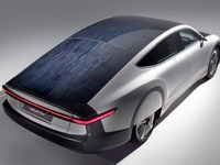太陽光発電型EV向けタイヤ、ブリヂストンが特別仕様を提供---環境性能と運動性能を両立 画像