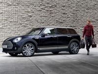 MINI、英国紳士をモチーフにデザインした特別仕様車を限定生産 伊勢丹とコラボ 画像