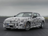 BMW 2シリーズクーペ 次期型、FR駆動を継続…プロトタイプの写真 画像