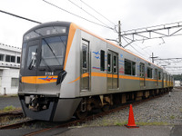 京成のミステリーツアー、3100形が芝山鉄道と東成田スカイライナー用ホームに入線［フォトレポート］ 画像