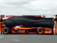 アロウズがニューマシン「A23」を発表---前向きフレンツェン 画像