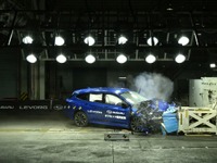 ファイブスター大賞でも防げない乗員被害にどう対応するか…スバル レヴォーグ 新型 画像