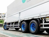 高輝度メタリックカラーホイール、3層塗膜構造　トピー工業が商用車向けに開発 画像