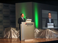 【ブリヂストンF1】日本GP直前会見…MAKE CARS GREEN 画像