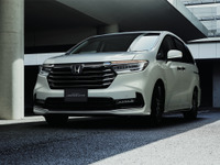 EVとガソリン車、EU域内の生産台数が2030年に逆転［新聞ウォッチ］ 画像