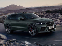 ジャガー F-PACE、SVOが手掛けたレーシンググリーンの限定モデル発売 画像