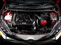 ドライカーボンで高級感あるエンジンルームに、GRヤリス用エンジンカバーなど発売…HKS 画像