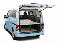 日産 NV200バネット…車中泊仕様や福祉車両の仕様を向上 オーテック 画像