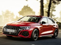 アウディ RS3スポーツバック 新型、2.5ターボは400馬力…欧州発表 画像