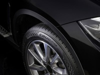 クムホ、日産 パスファインダー の新車装着用タイヤにCRUGEN HP71を供給 画像