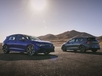 VW ゴルフ 新型、「R」と「GTI」の違い---ブランド大使が試す 画像
