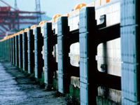 住友ゴム、ゴム防舷材で不正検査---南アフリカ子会社では仕様と異なる新車装着用タイヤを出荷 画像