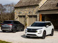 三菱 アウトランダーPHEV 新型、3列シート7名乗りに　2022年後半米国発売へ 画像